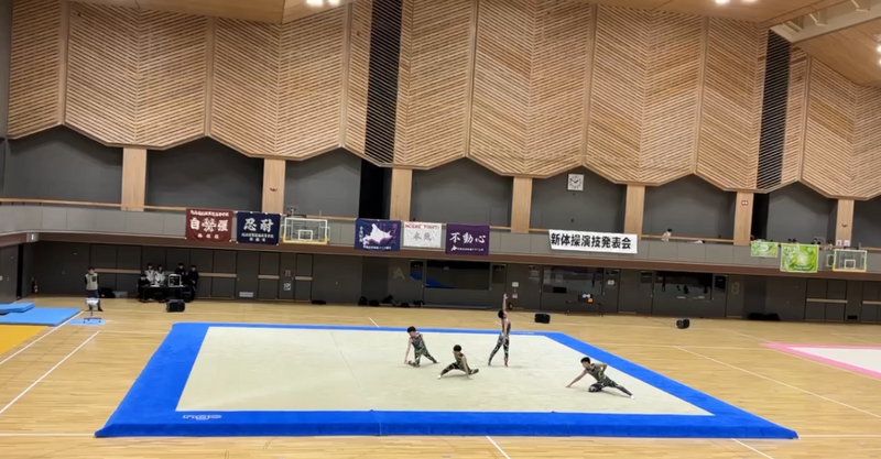 演技中の写真（ラストポーズ）